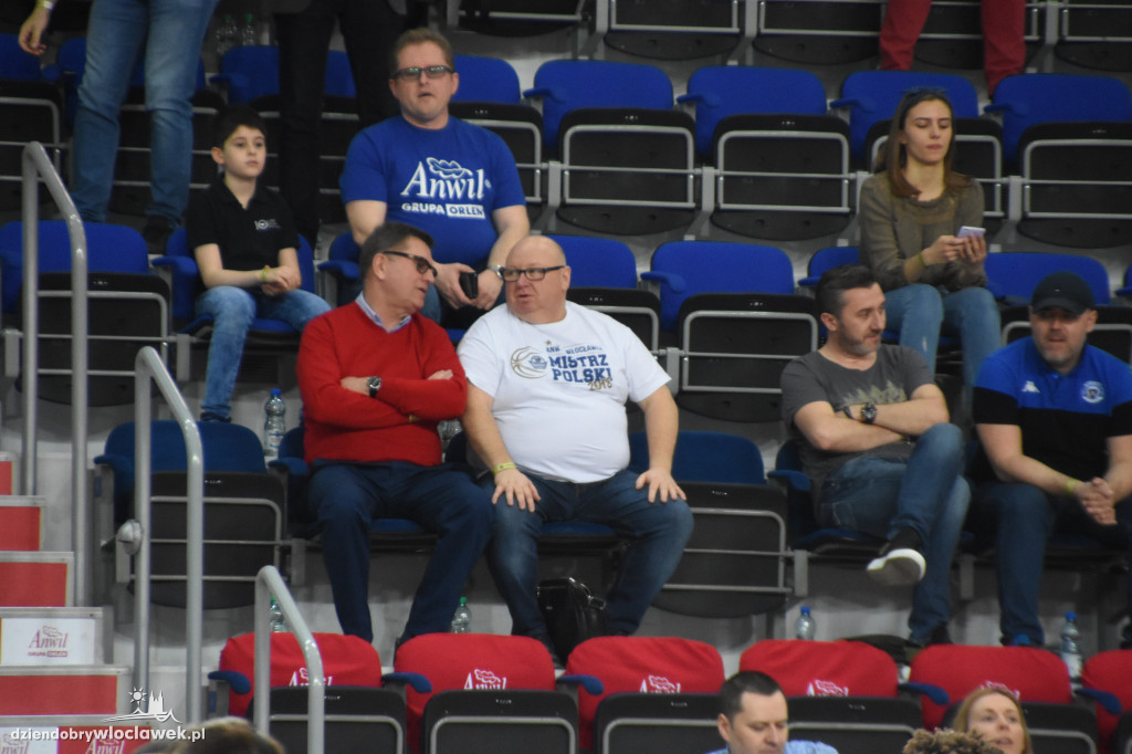 Kibice na meczu Anwil vs MKS w Hali Mistrzów