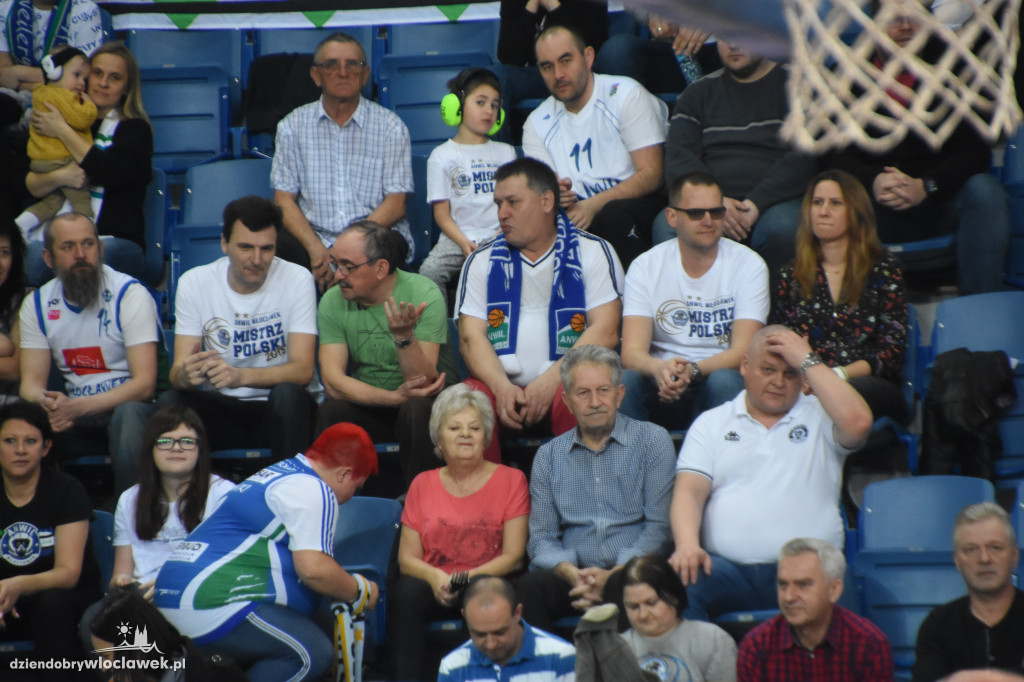 Kibice na meczu Anwil vs MKS w Hali Mistrzów