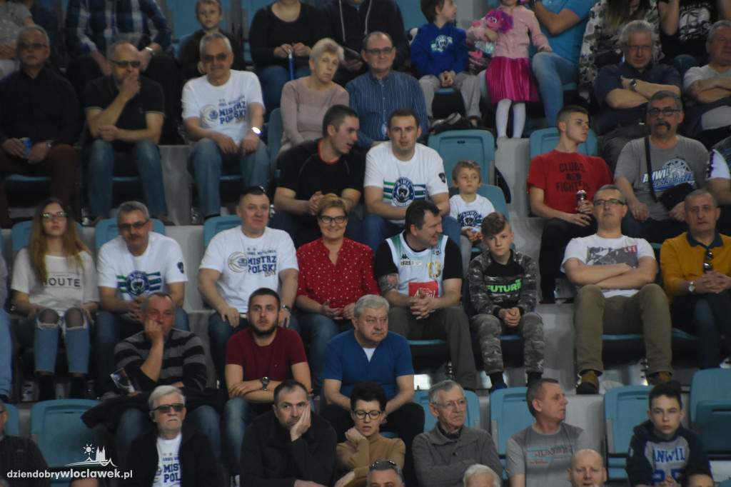 Kibice na meczu Anwil vs MKS w Hali Mistrzów