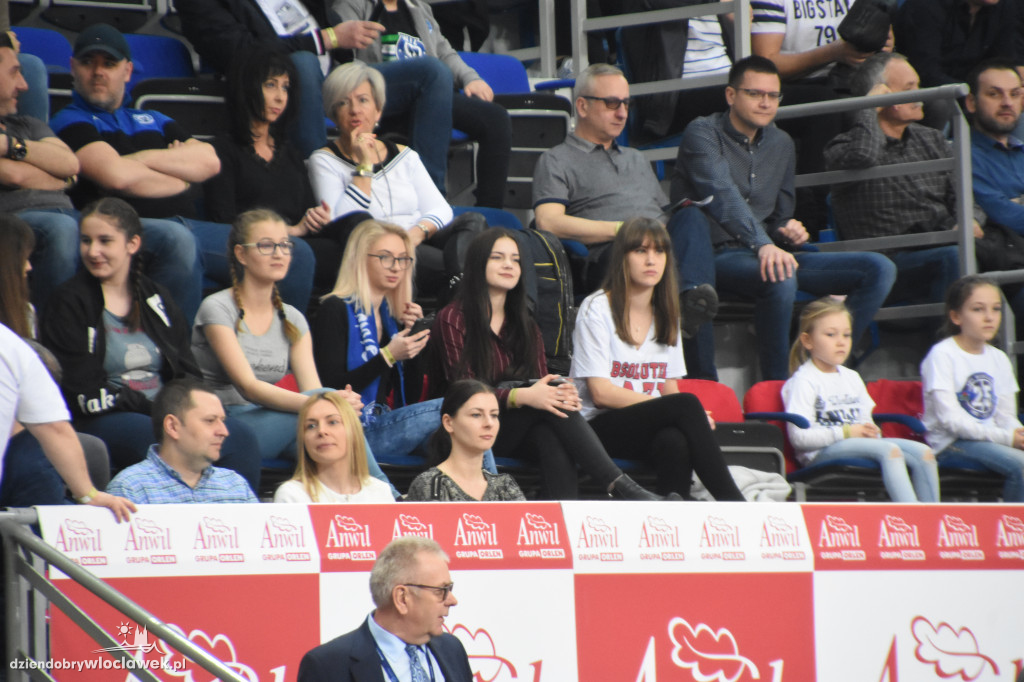Kibice na meczu Anwil vs MKS w Hali Mistrzów