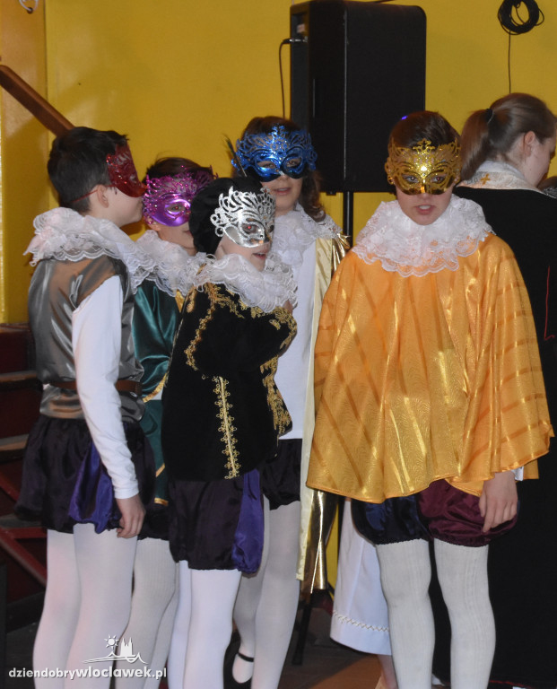 Przegląd teatrów dziecięcych