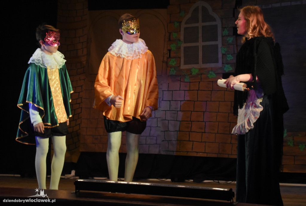 Przegląd teatrów dziecięcych