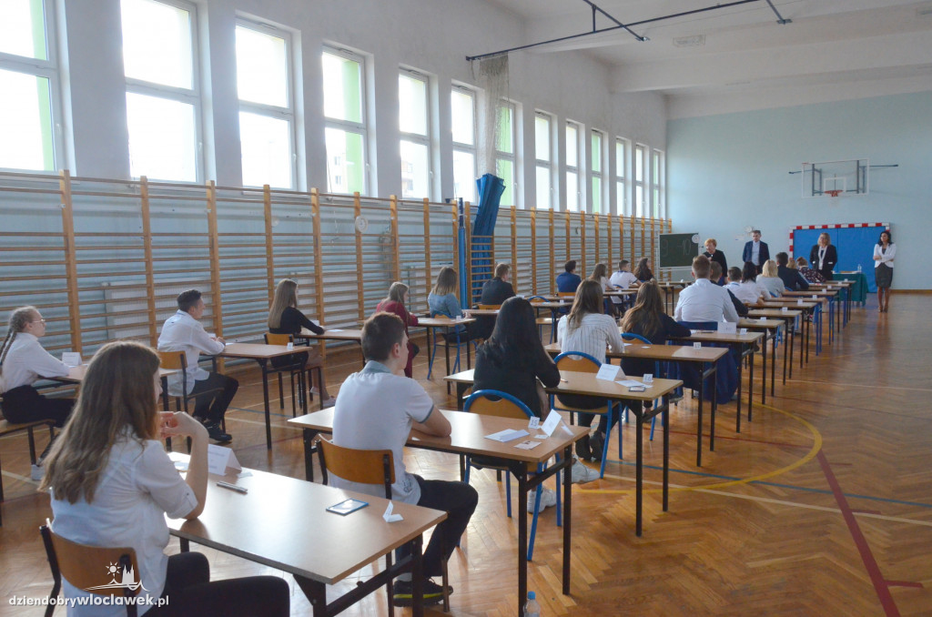 Egzamin gimnazjalny w SP1 i SP23