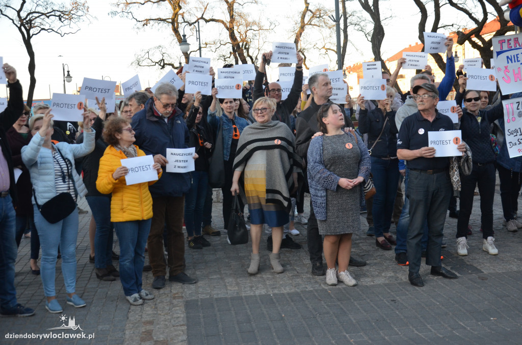 II Wiec Poparcia Strajkujących Nauczycieli