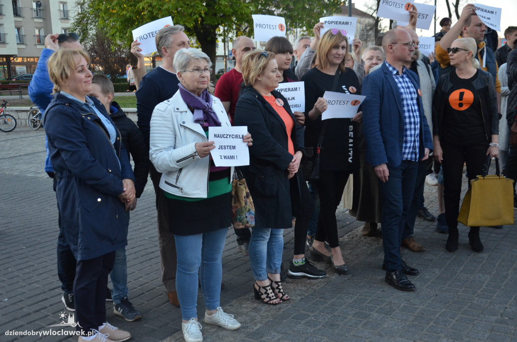 II Wiec Poparcia Strajkujących Nauczycieli