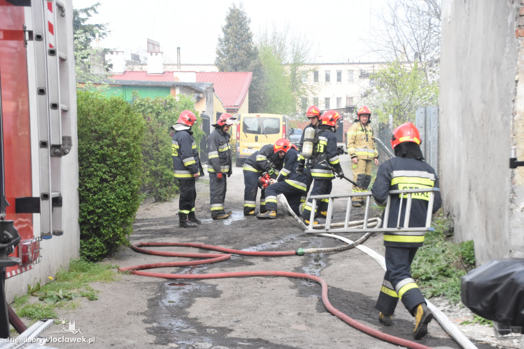 Pożar garażu przy ul. Ciasnej