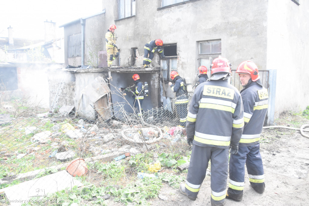 Pożar garażu przy ul. Ciasnej
