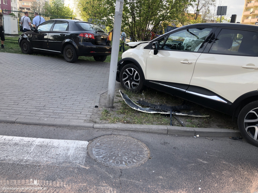 Zderzenie dwóch aut na ul. Kaliskiej