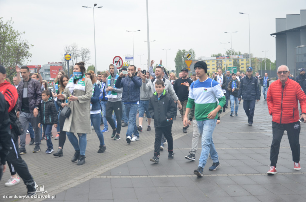 Przemarsz kibiców