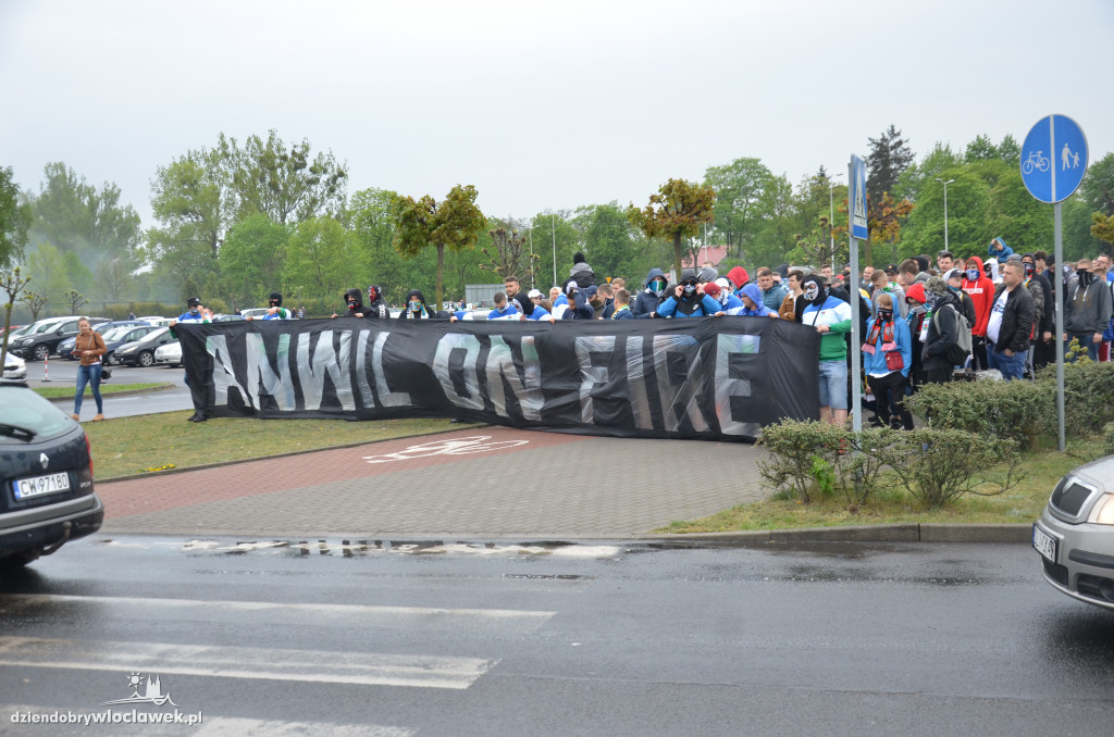 Przemarsz kibiców