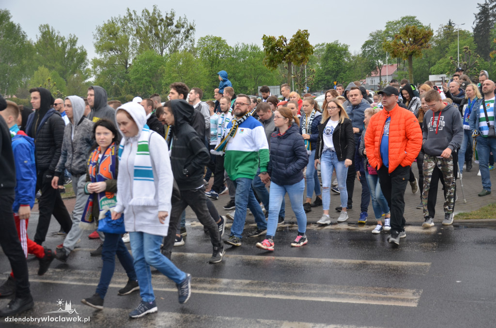 Przemarsz kibiców