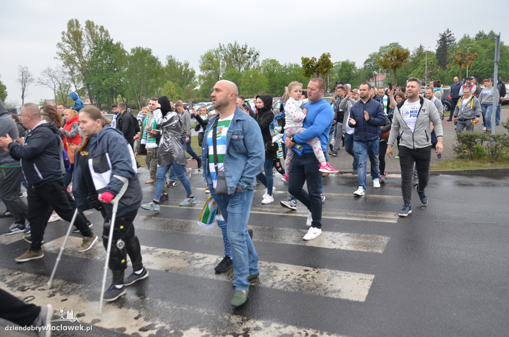 Przemarsz kibiców