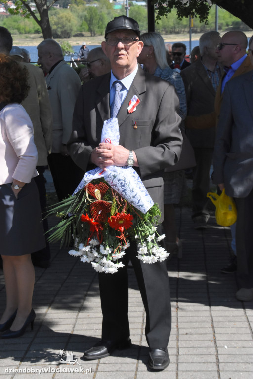 Pochód pierwszomajowy we Włocławku