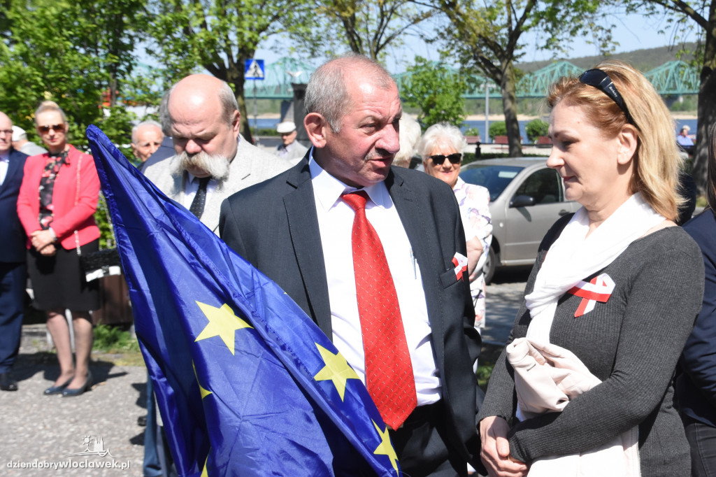 Pochód pierwszomajowy we Włocławku