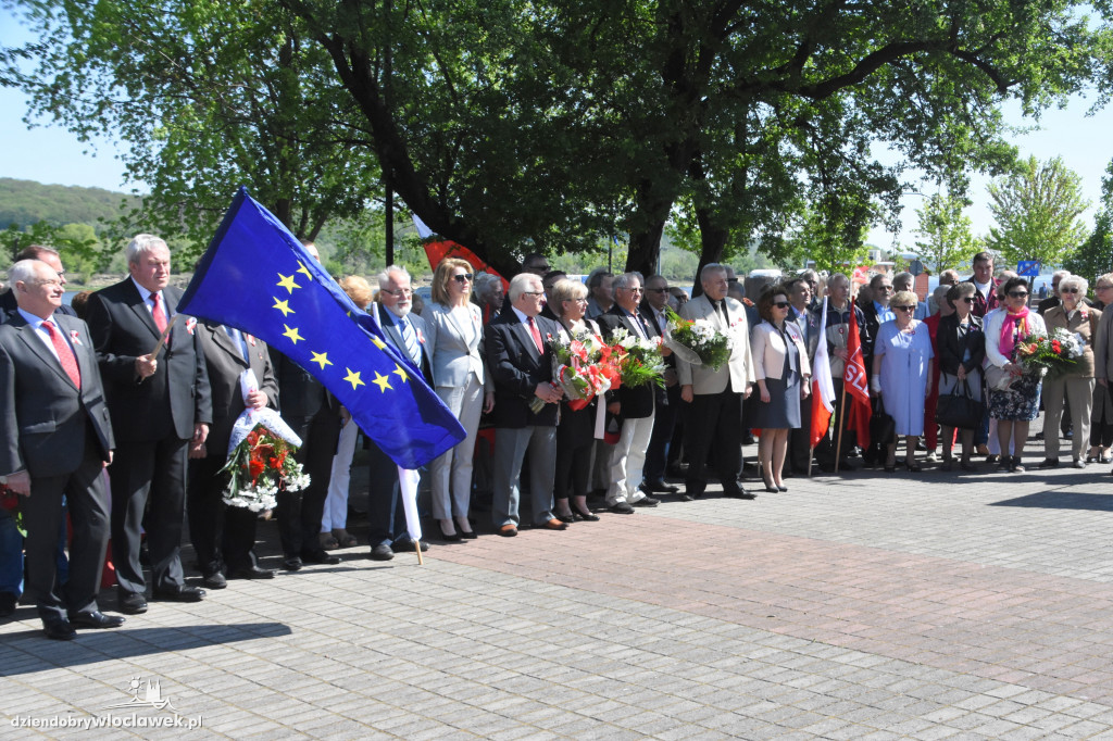 Pochód pierwszomajowy we Włocławku