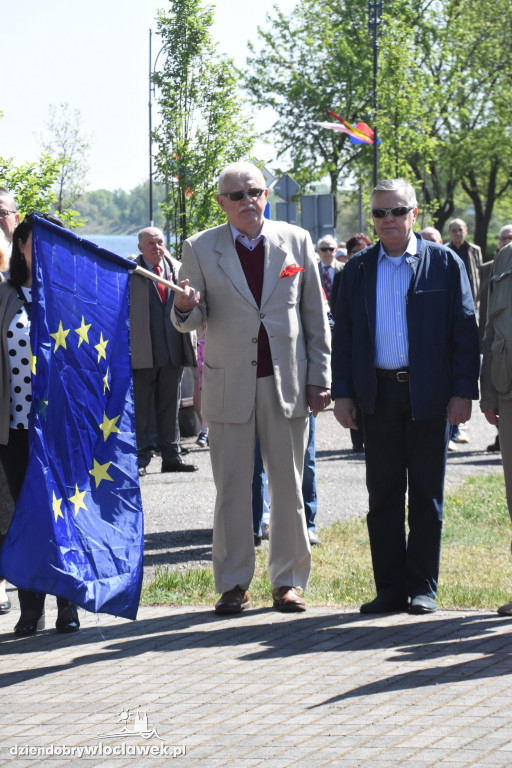 Pochód pierwszomajowy we Włocławku