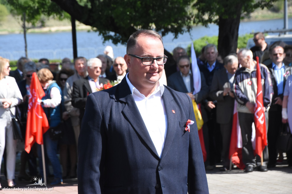 Pochód pierwszomajowy we Włocławku