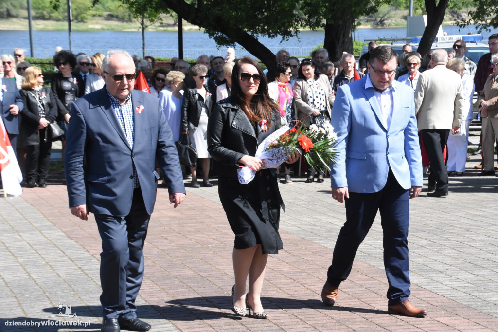 Pochód pierwszomajowy we Włocławku