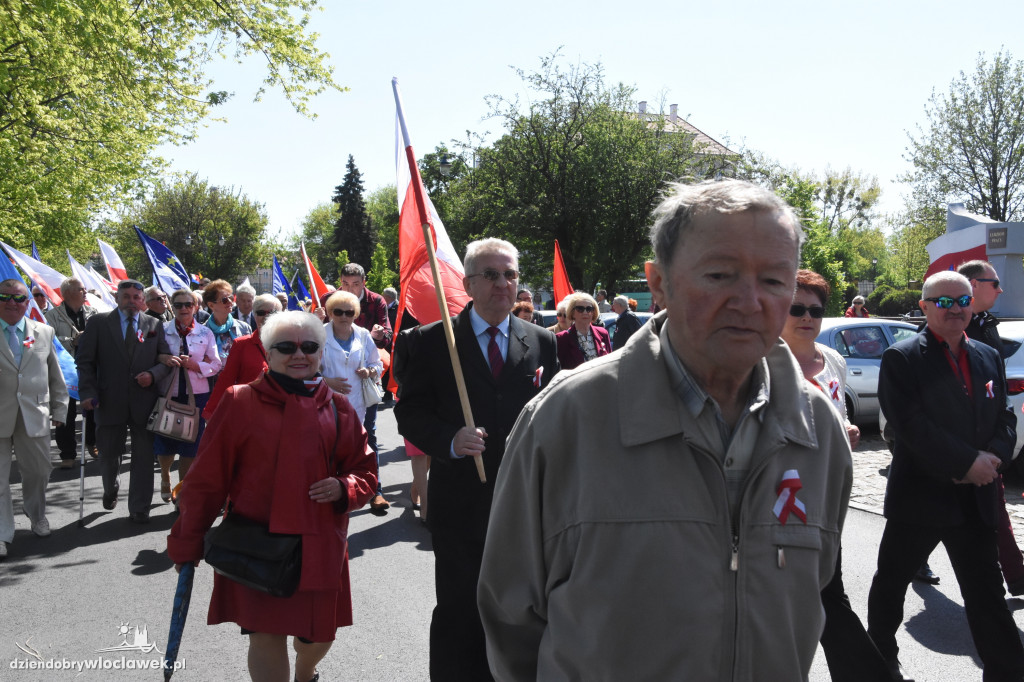 Pochód pierwszomajowy we Włocławku