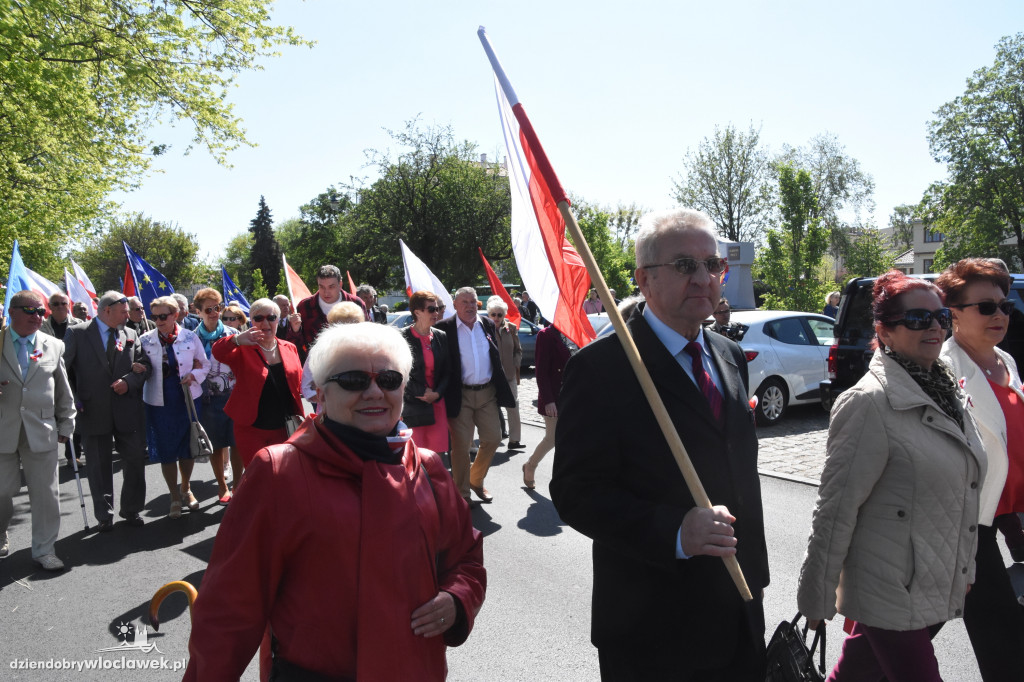Pochód pierwszomajowy we Włocławku