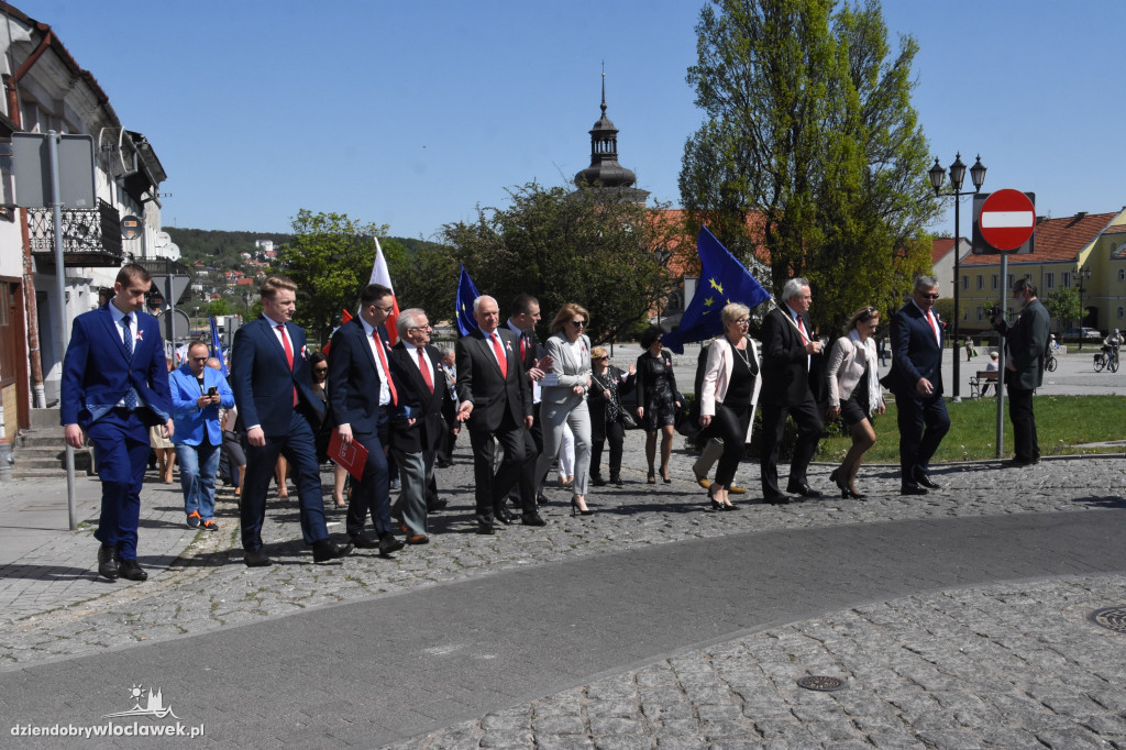 Pochód pierwszomajowy we Włocławku