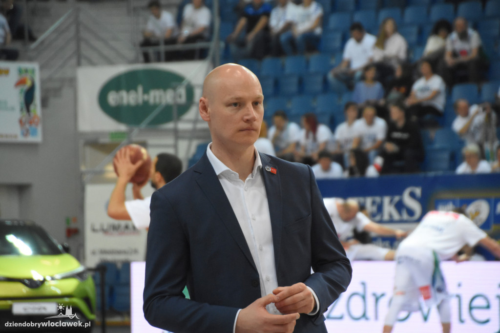 I mecz ćwierćfinału play-off
