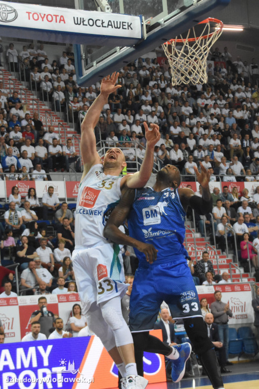 I mecz ćwierćfinału play-off