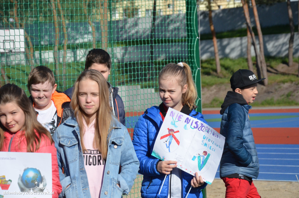 Marsz ekologiczny w SP 23