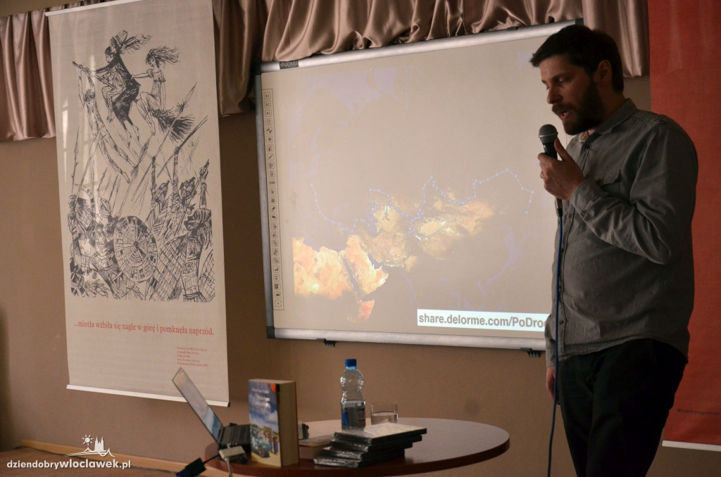Arkady Fiedler zawitał do biblioteki