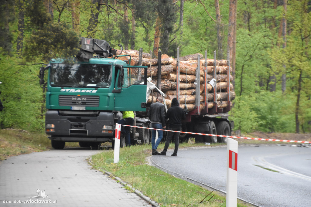 Zderzenie dwóch ciężarówek