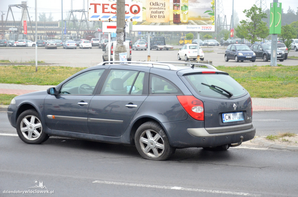 Kolizja na skrzyżowaniu przy Tesco
