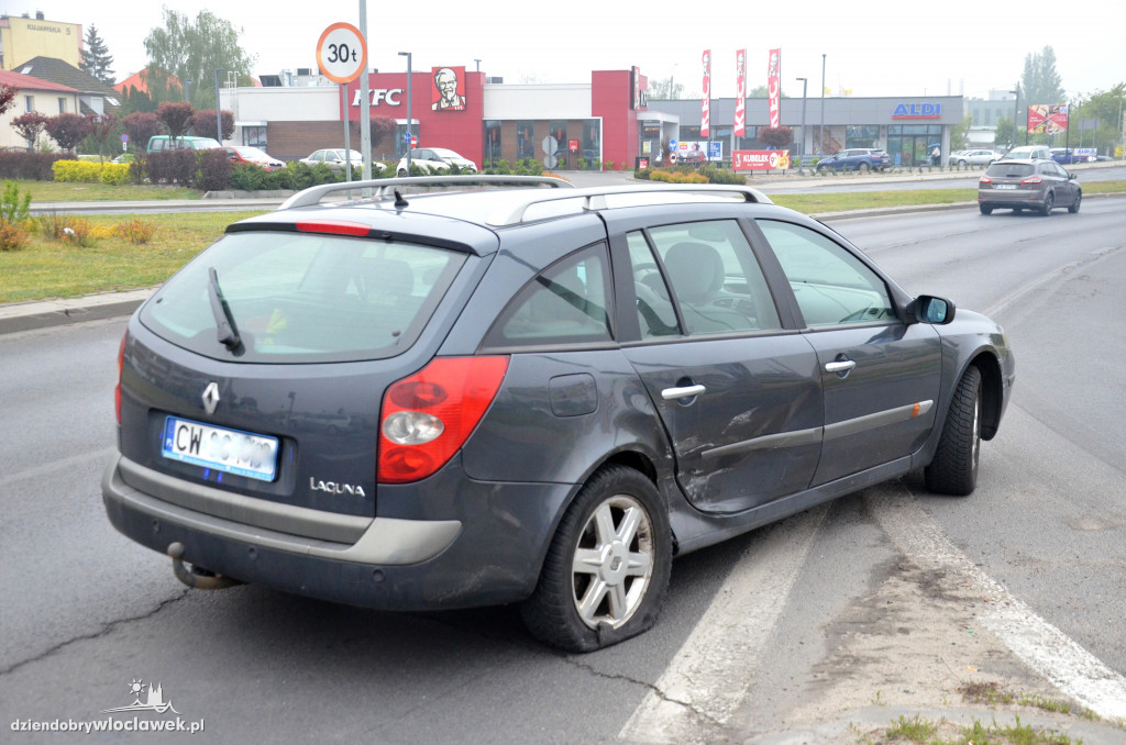Kolizja na skrzyżowaniu przy Tesco