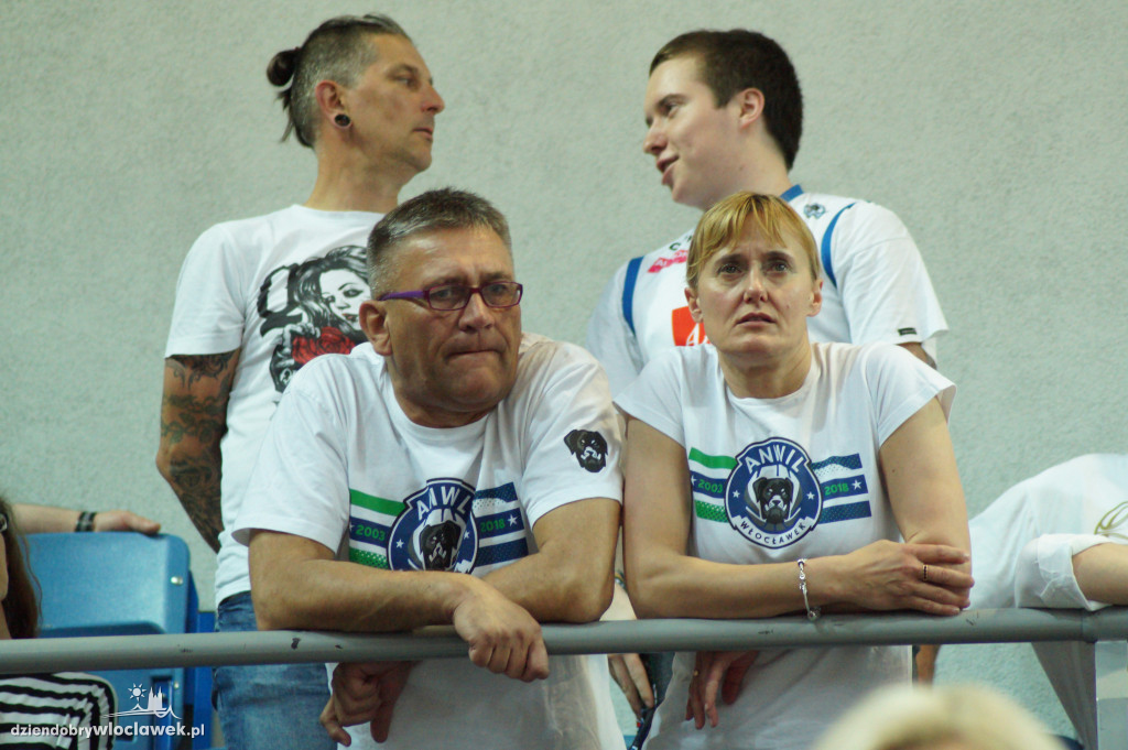Kibice na 3. meczu play-off z Arką