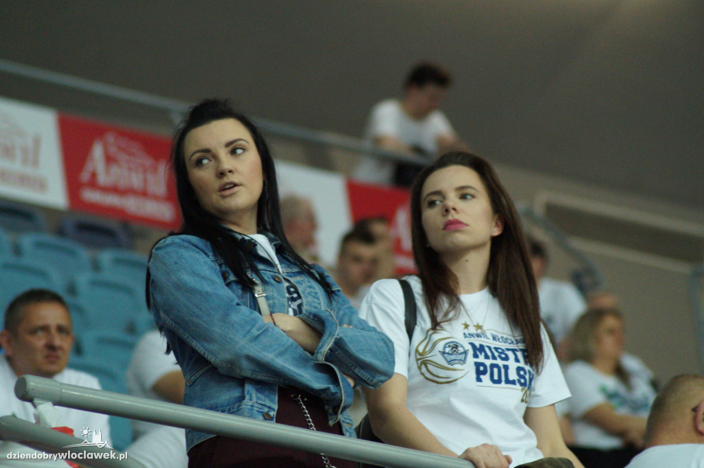 Kibice na 3. meczu play-off z Arką