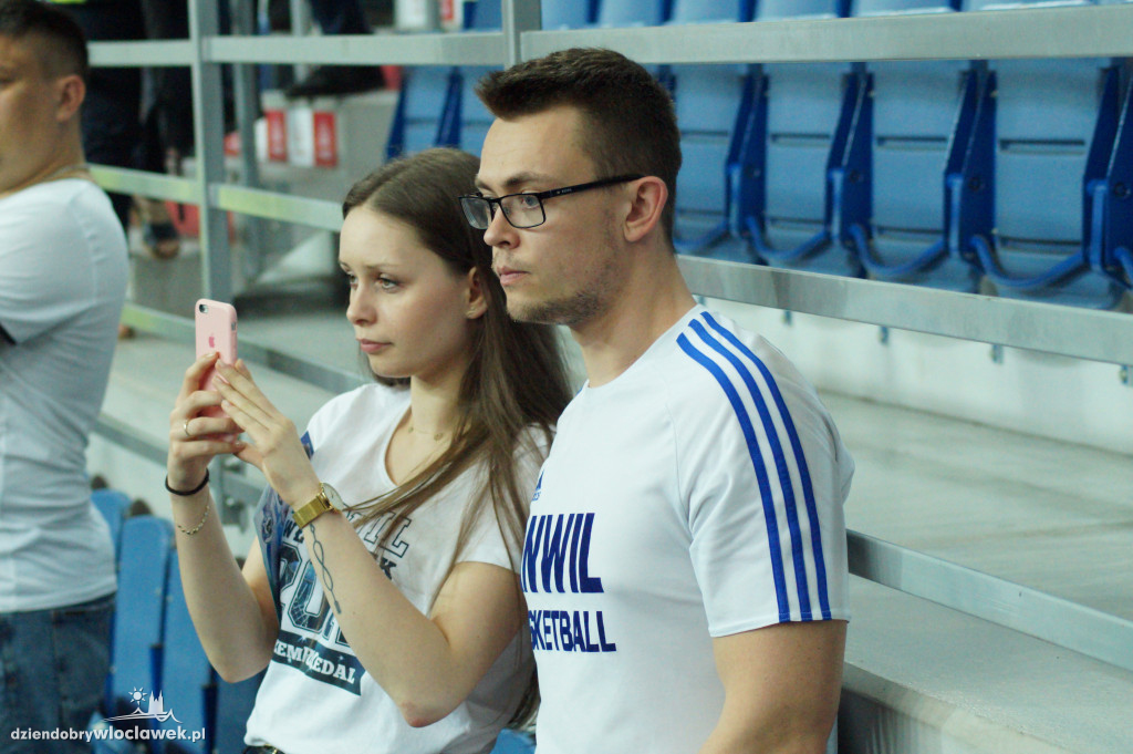 Kibice na 3. meczu play-off z Arką