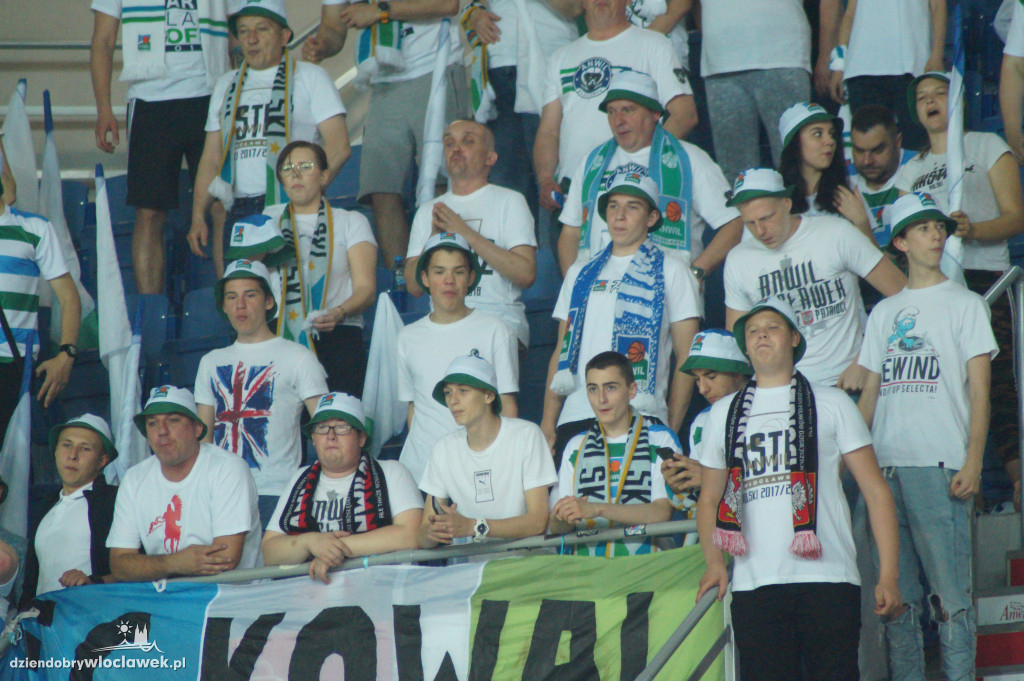 Kibice na 3. meczu play-off z Arką