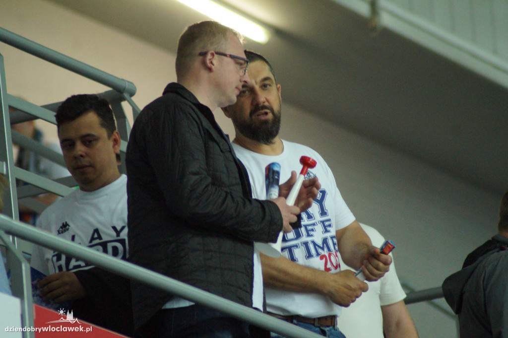 Kibice na 3. meczu play-off z Arką