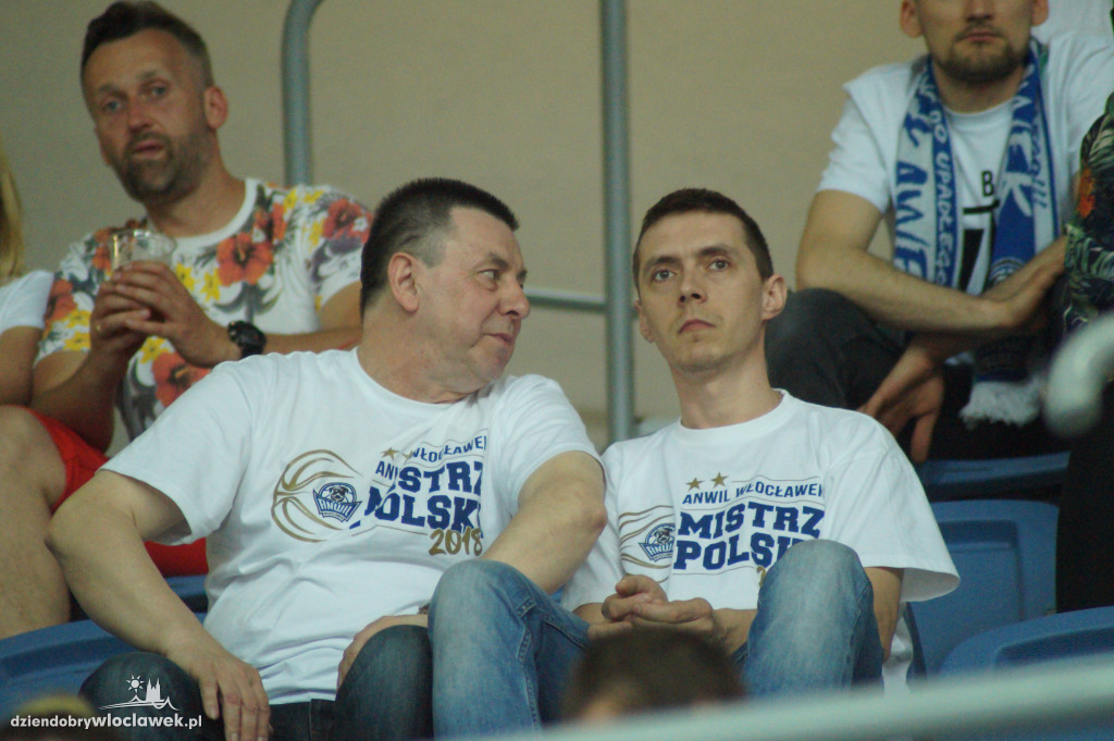 Kibice na 3. meczu play-off z Arką