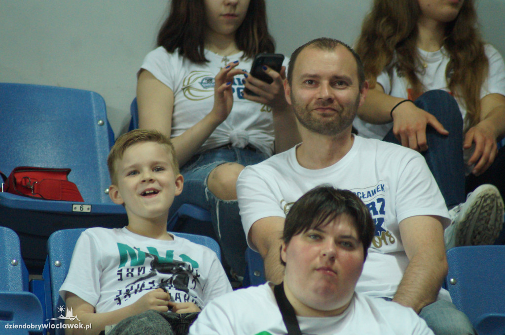Kibice na 3. meczu play-off z Arką