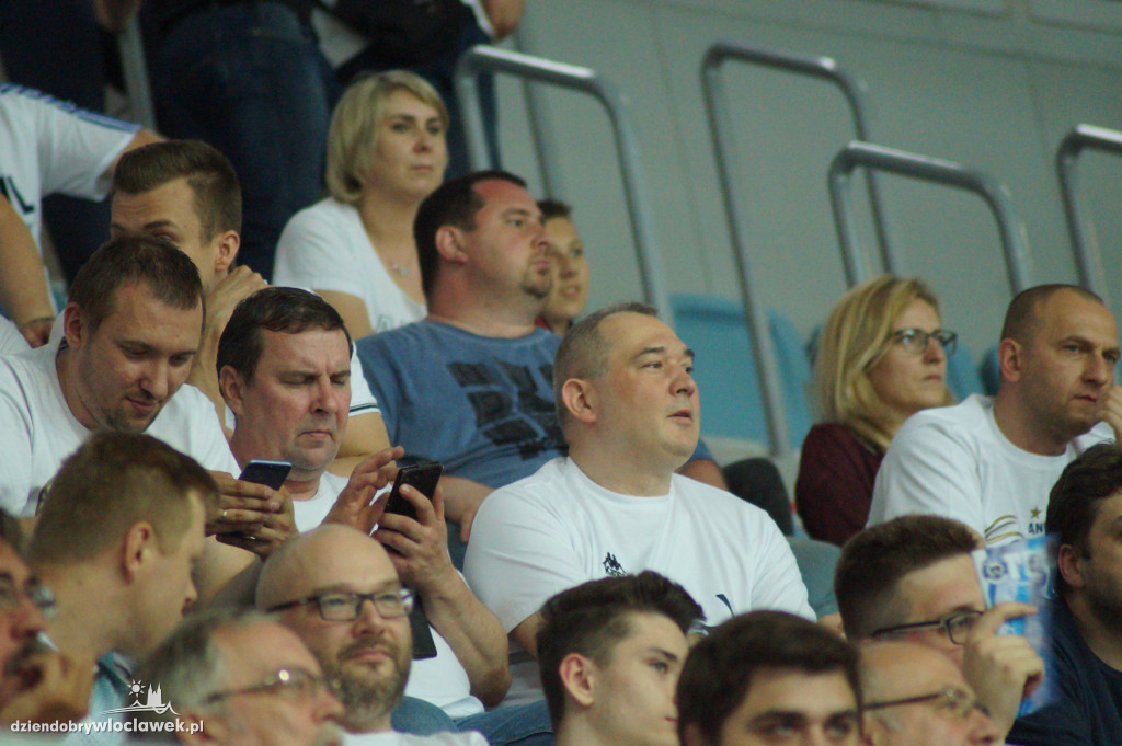 Kibice na 3. meczu play-off z Arką
