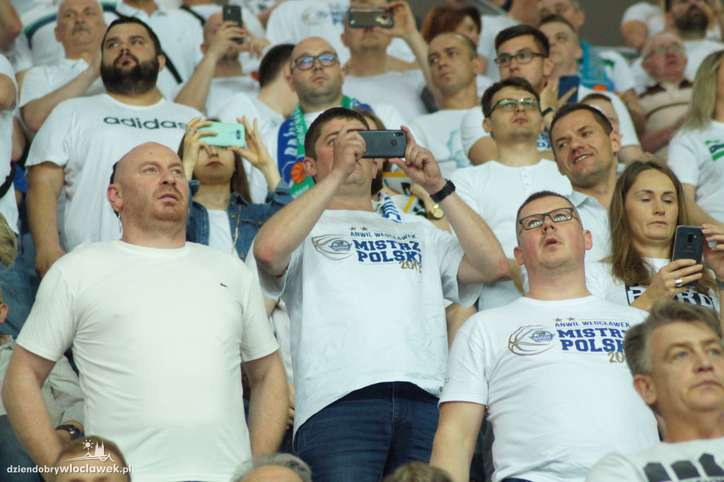 Kibice na 3. meczu play-off z Arką
