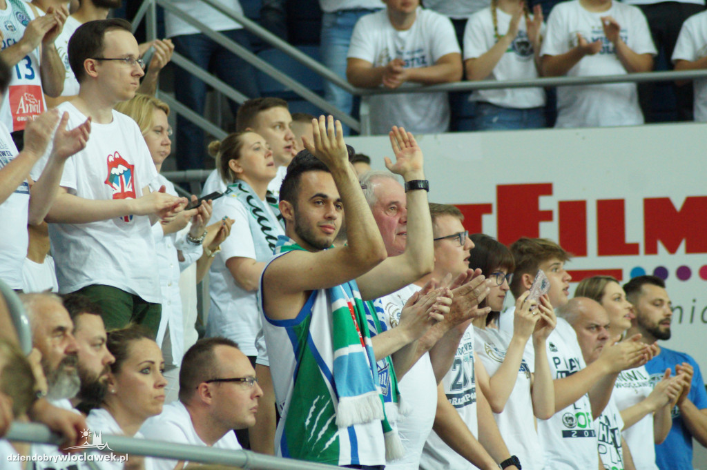 Kibice na 3. meczu play-off z Arką