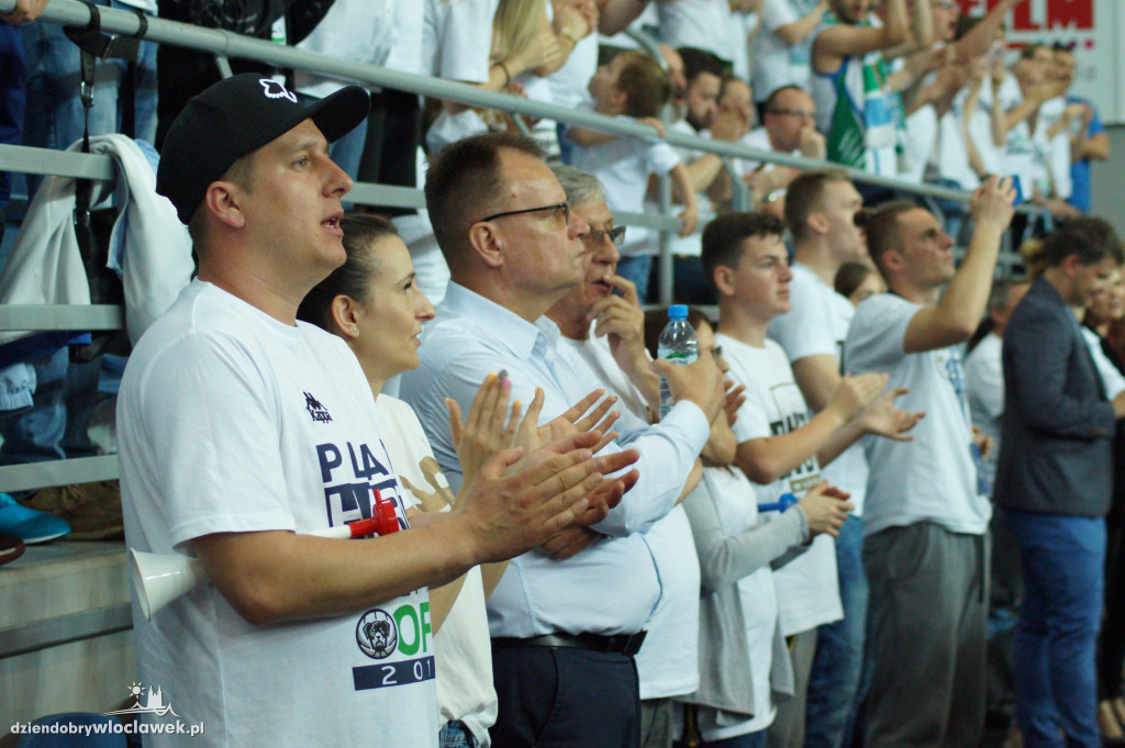 Kibice na 3. meczu play-off z Arką