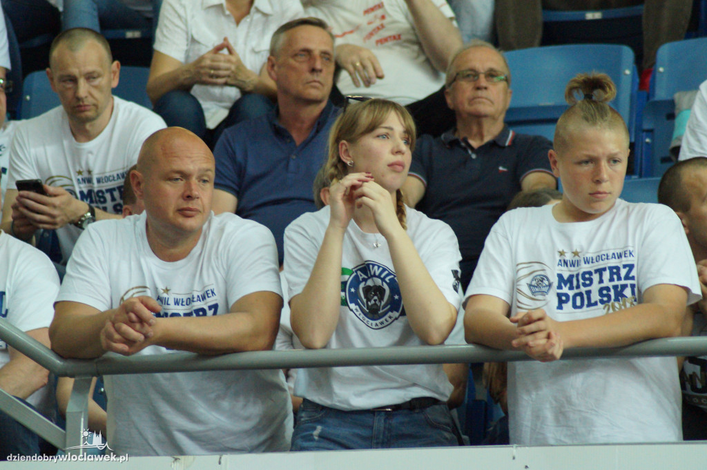 Kibice na 3. meczu play-off z Arką