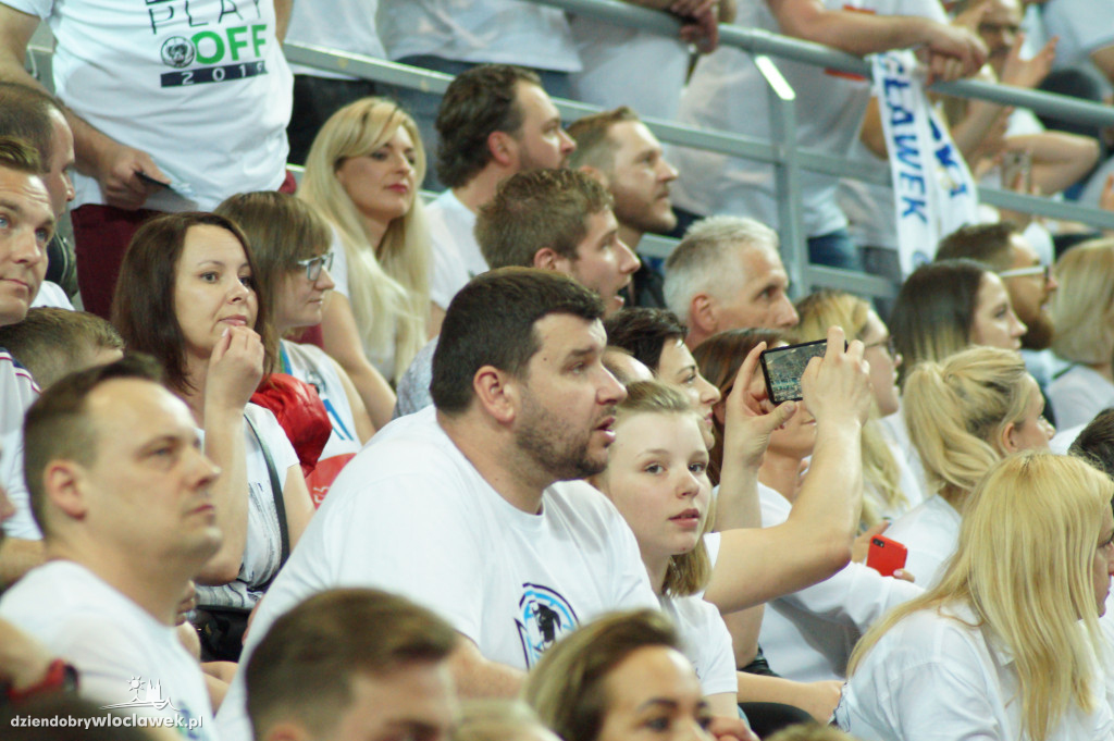 Kibice na 3. meczu play-off z Arką