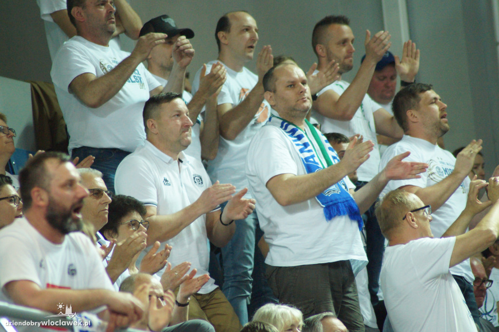 Kibice na 3. meczu play-off z Arką