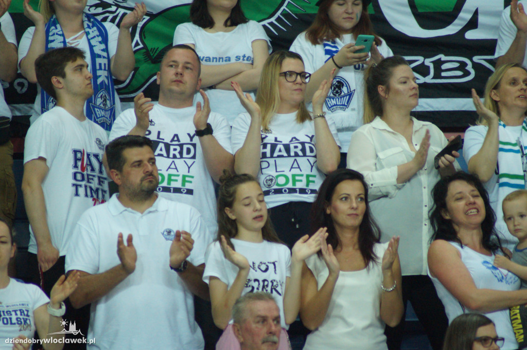 Kibice na 3. meczu play-off z Arką