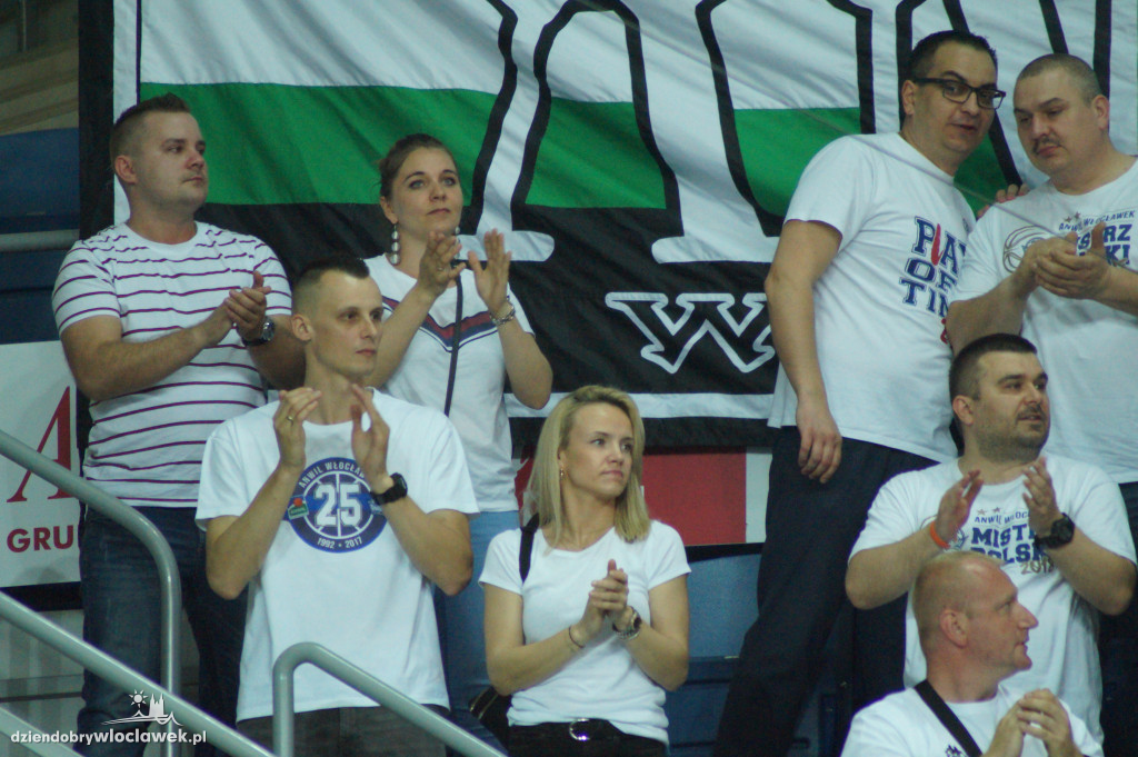 Kibice na 3. meczu play-off z Arką