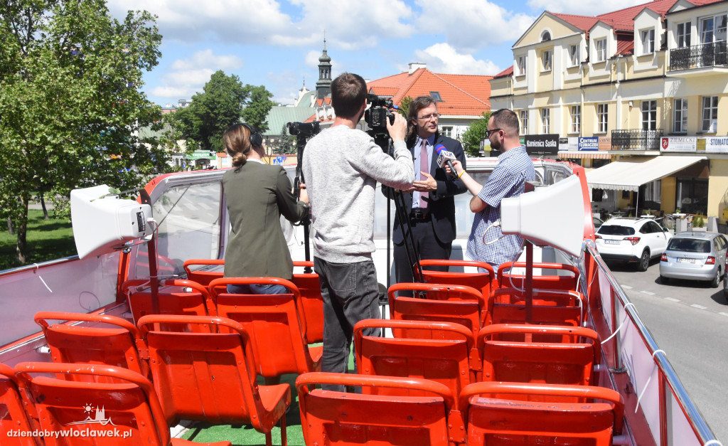Brytyjskim busem jeździł po Włocławku