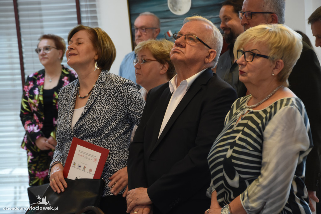 'Niepodległa Suwerenna' w Suszarni